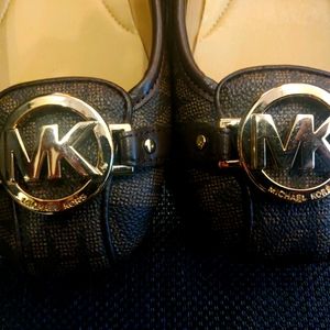 MK FLATS